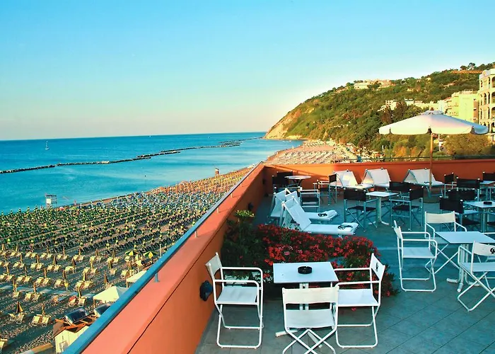 Giovanna Regina Hotel