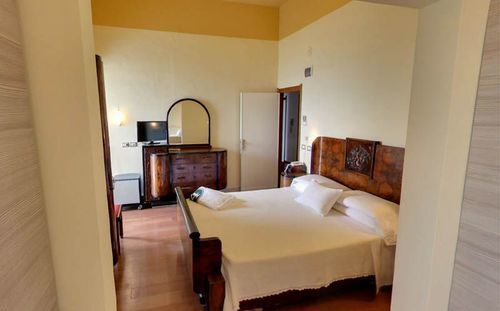 Giovanna Regina Hotel 3*