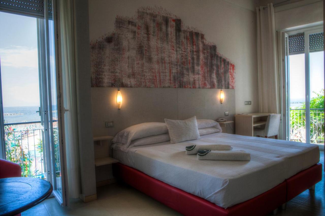 Giovanna Regina 3* Gabicce Mare
